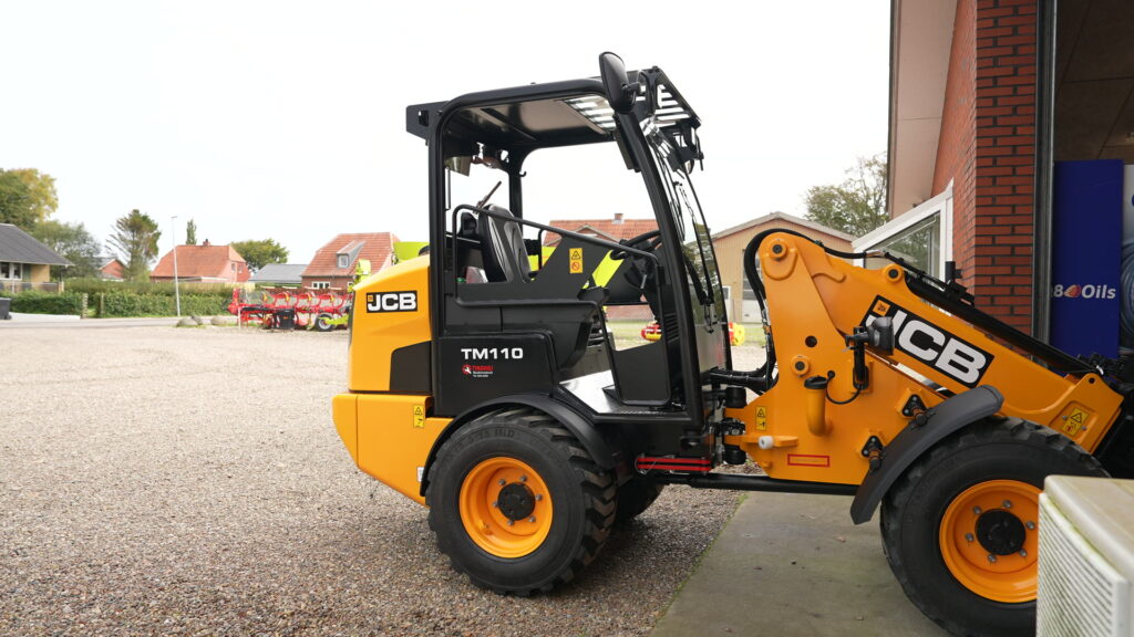 JCB TM110 demomaskine hos Tinghøj Maskinteknik